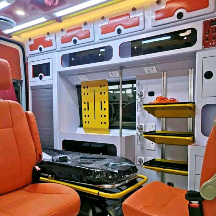 宝清长途救护车护送病人租赁价格